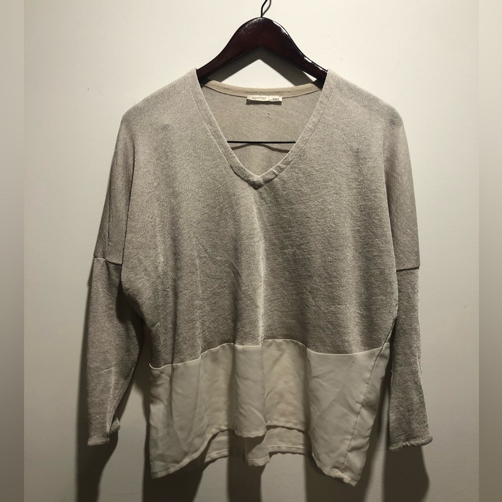 Zara Two-Tone V-Neck Mixed-Media Sweater in Light Taupe and Cream - free wbundle